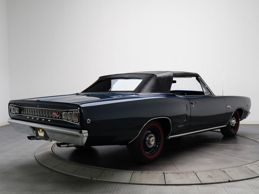  Dodge Coronet R/T Hemi Convertible 1968 года  (фото 2 из 12)